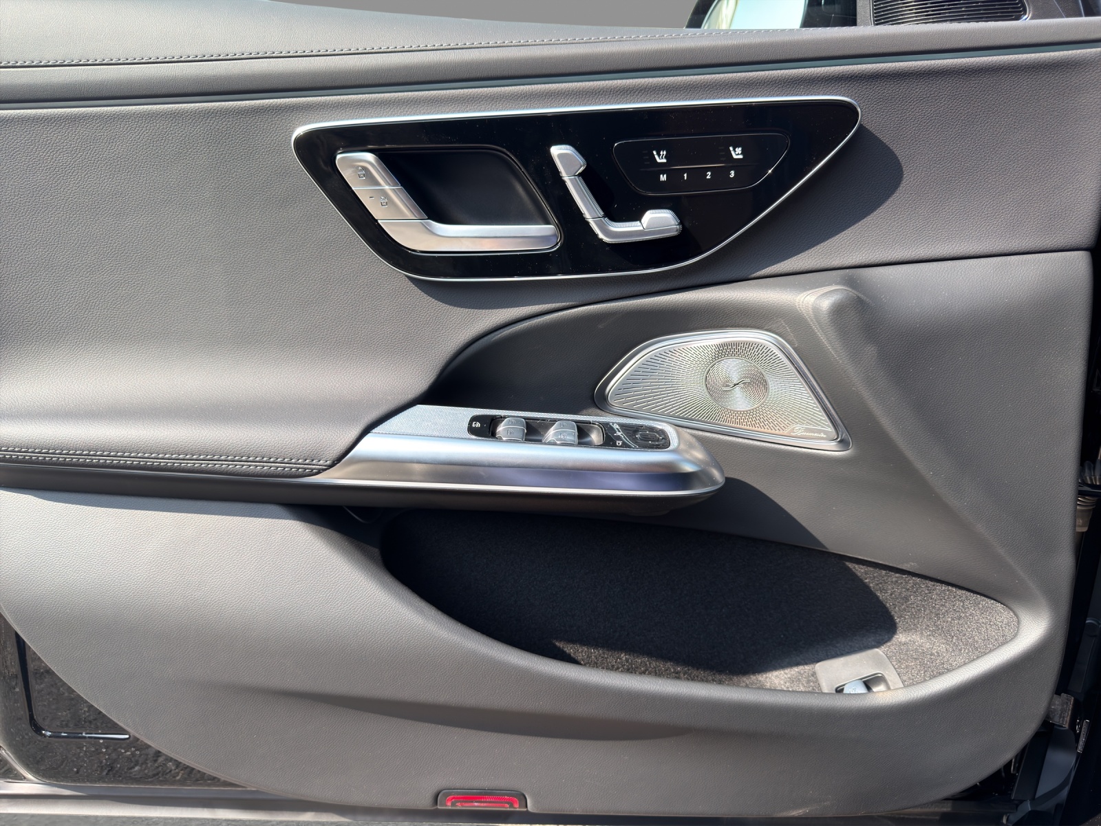 MERCEDES-BENZ E 220 d T 4Matic 9G-Tronic Swiss Star-image-12