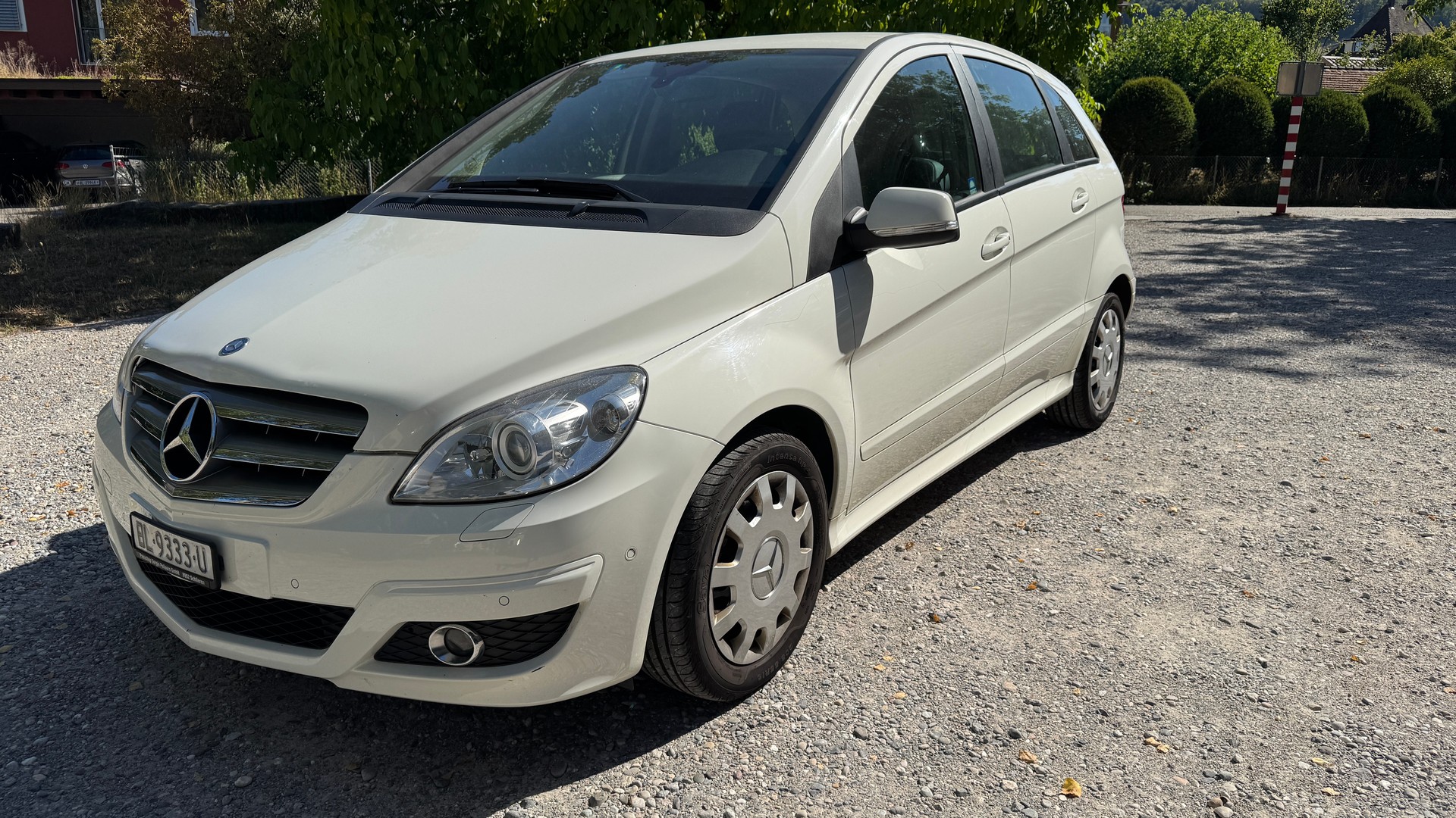 MERCEDES-BENZ B 180 CDI My Star Autotronic-image-1