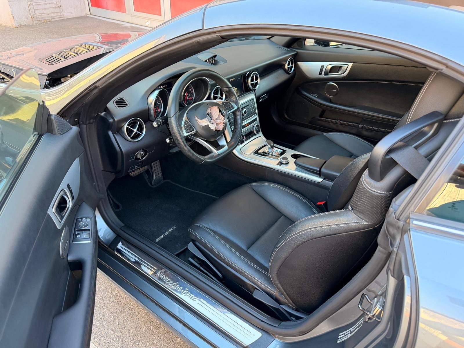 MERCEDES-BENZ SLC 200 9G-Tronic-image-10