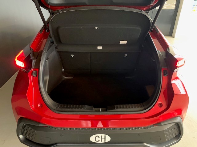 TOYOTA C-HR 2.0 HEV Trend 4x4-image-7