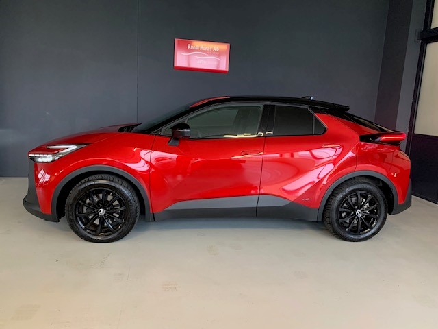 TOYOTA C-HR 2.0 HEV Trend 4x4-image-1