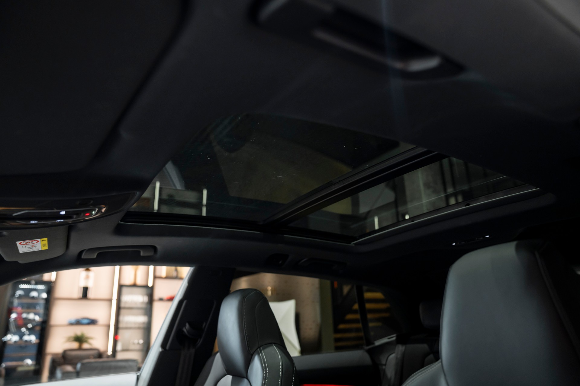 AUDI SQ8 SUV TFSI quattro tiptronic-image-16