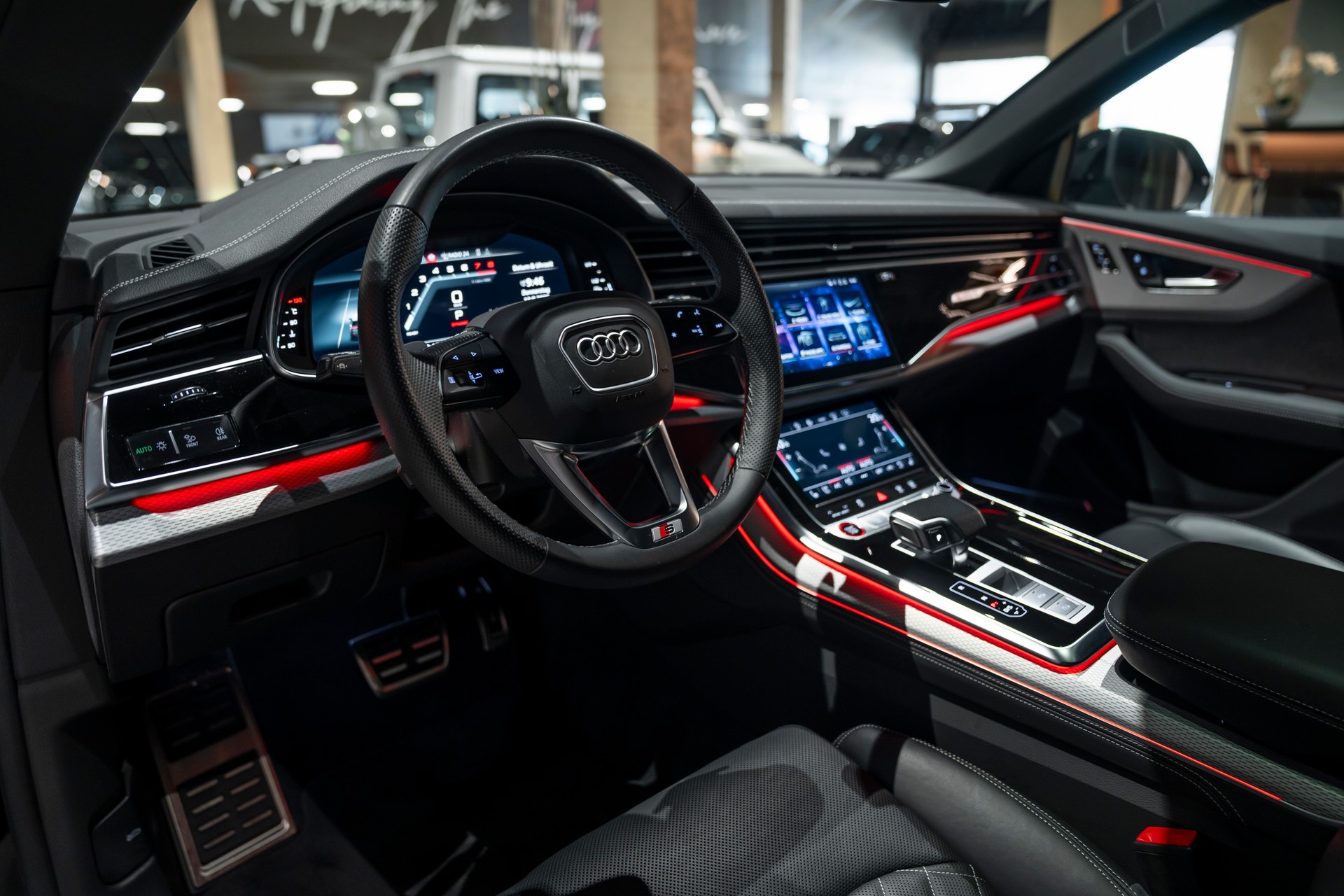 AUDI SQ8 SUV TFSI quattro tiptronic-image-6
