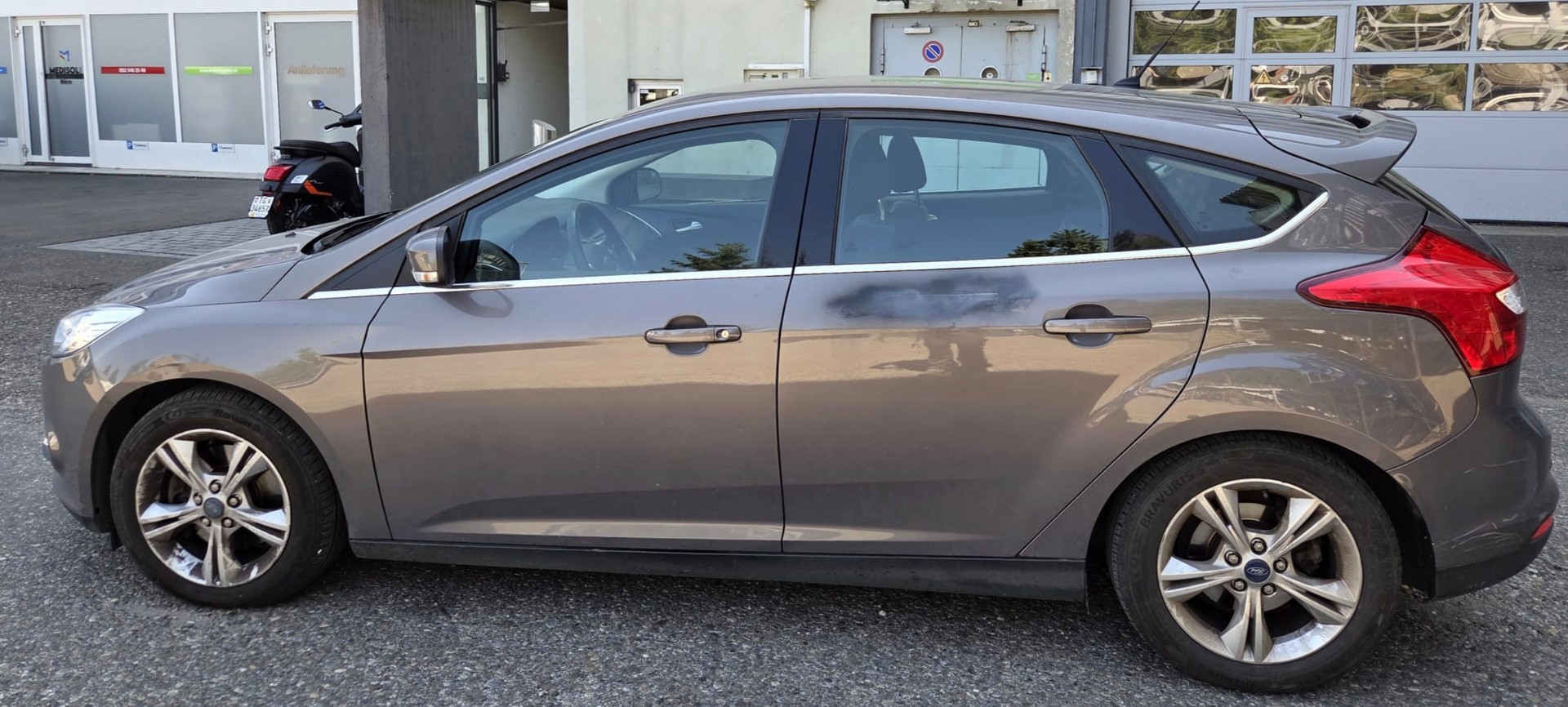 FORD Focus 2.0 TDCi Trend PowerShift-image-5