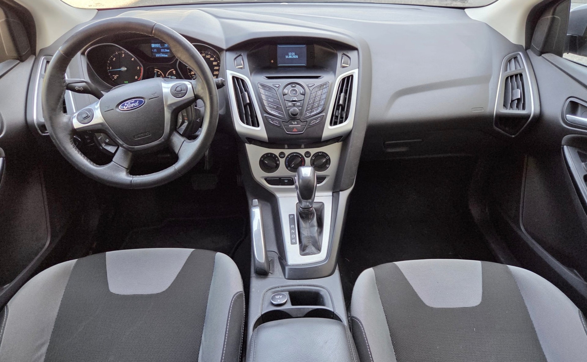 FORD Focus 2.0 TDCi Trend PowerShift-image-8