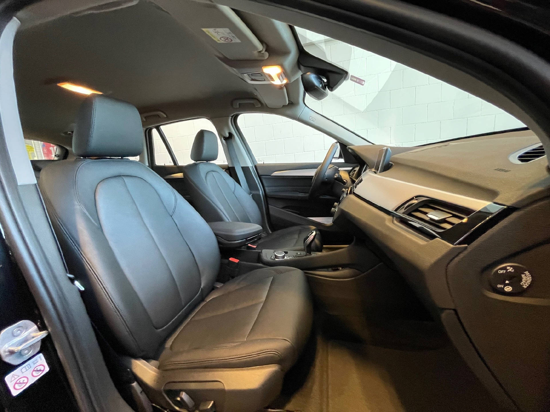 BMW X1 20d xDrive-image-10