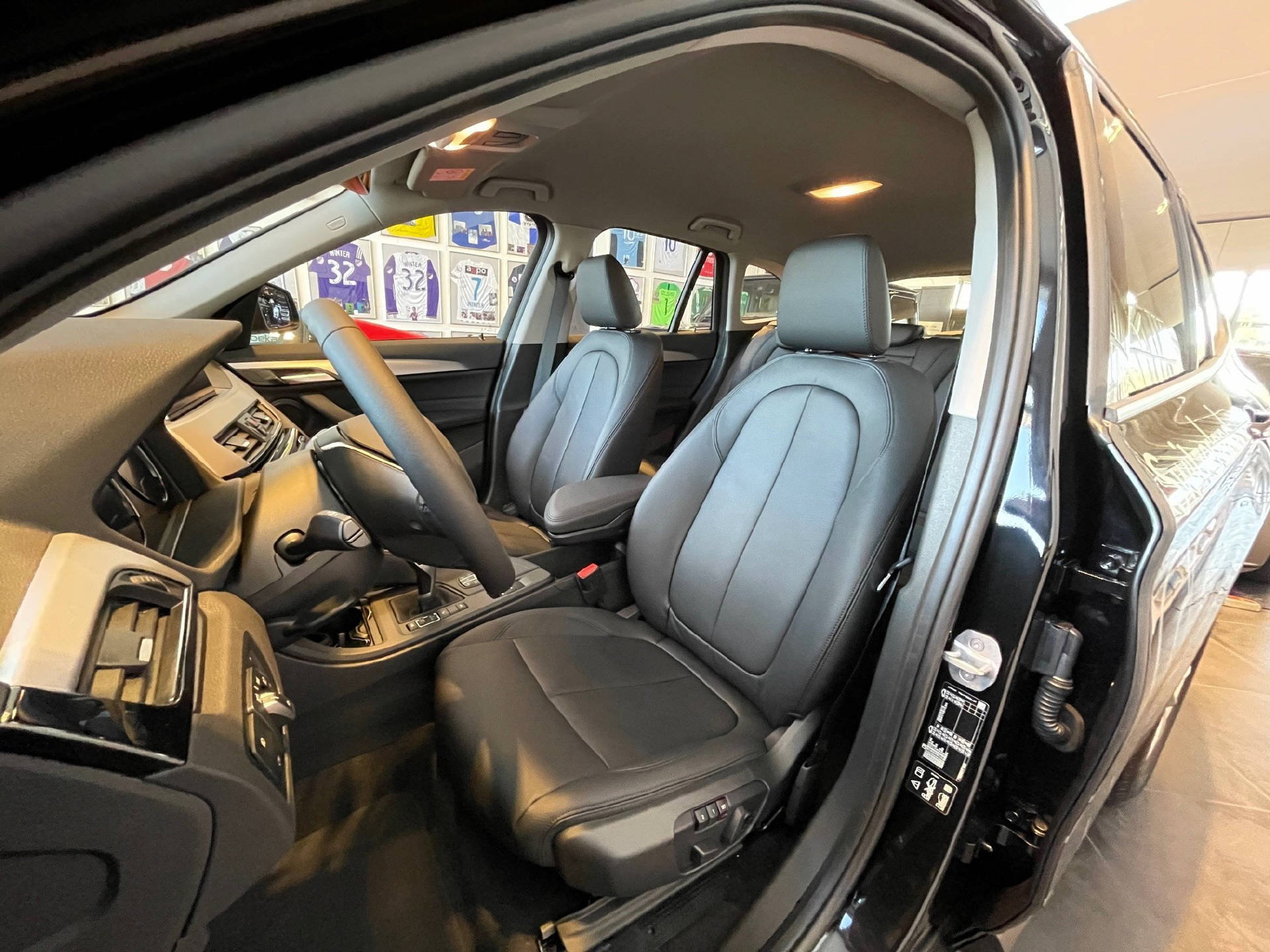BMW X1 20d xDrive-image-18