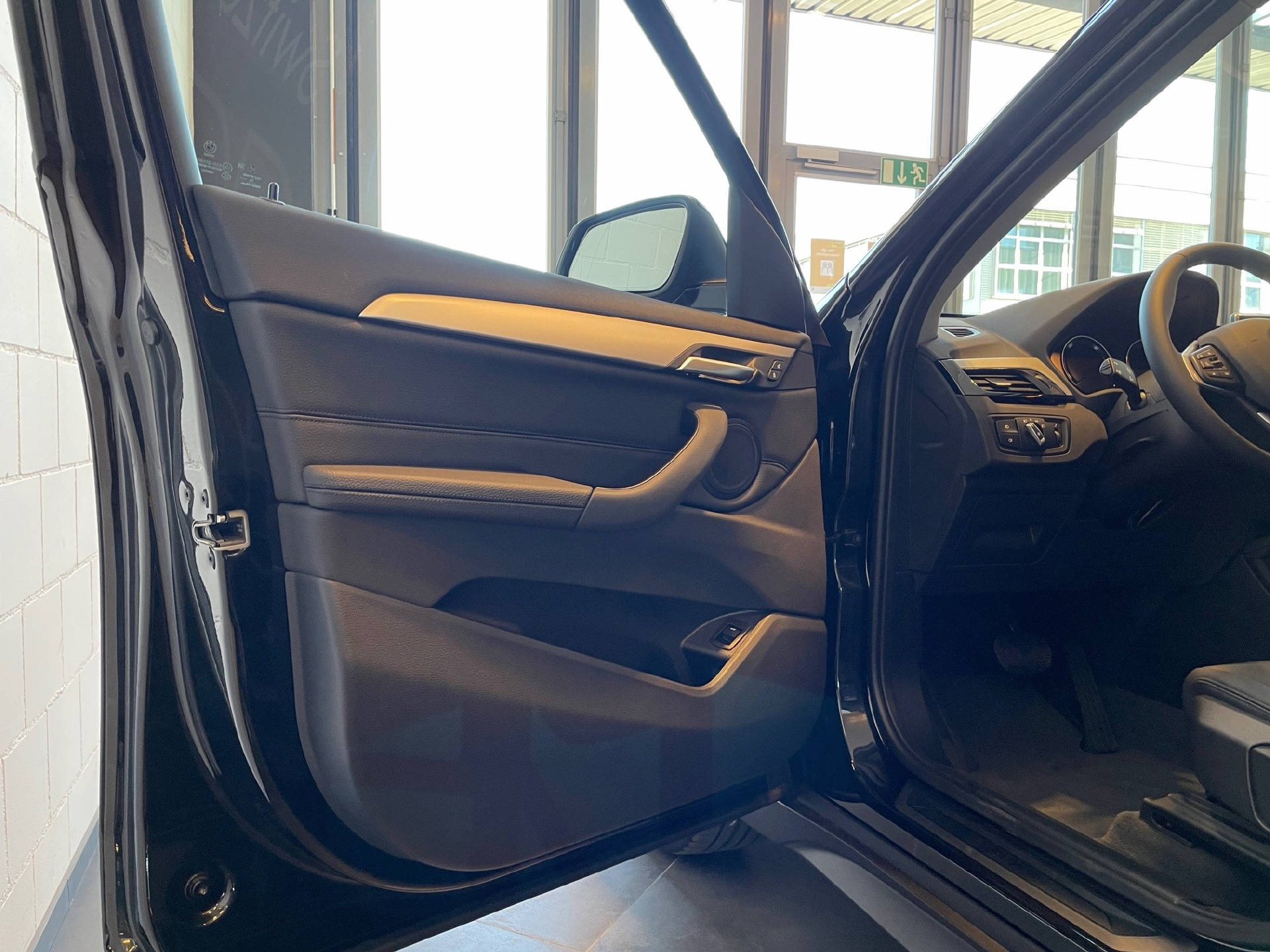 BMW X1 20d xDrive-image-17