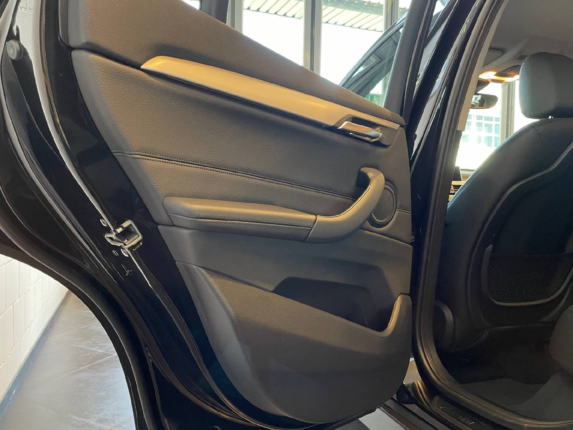 BMW X1 20d xDrive-image-15