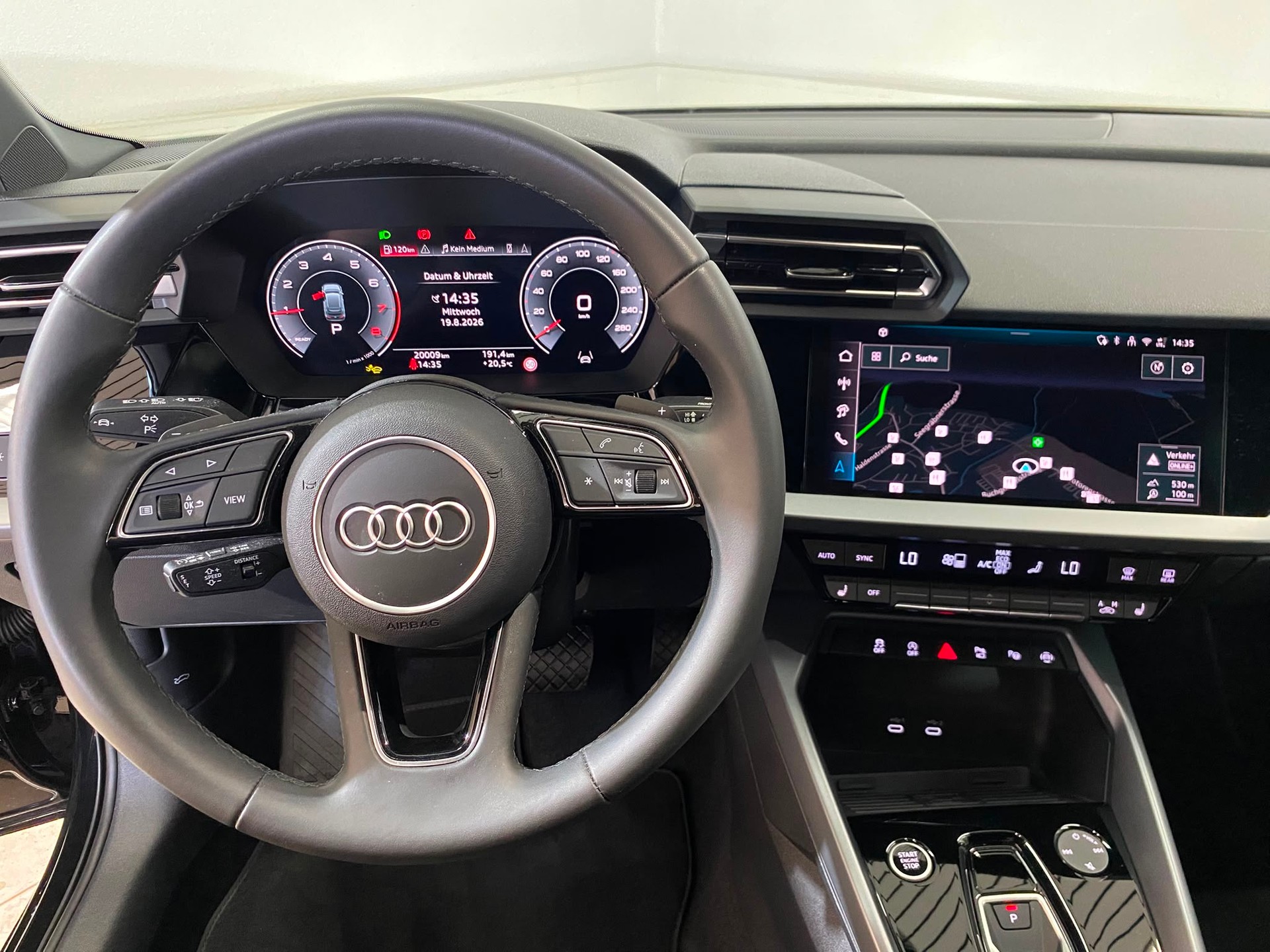AUDI A3 Sportback 35 TFSI Attraction S-tronic-image-8