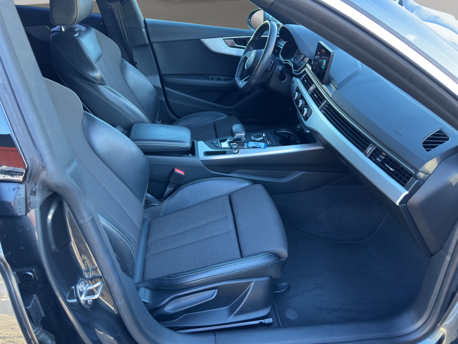 AUDI A5 Sportback 35 TDI Sport S-tronic-image-9