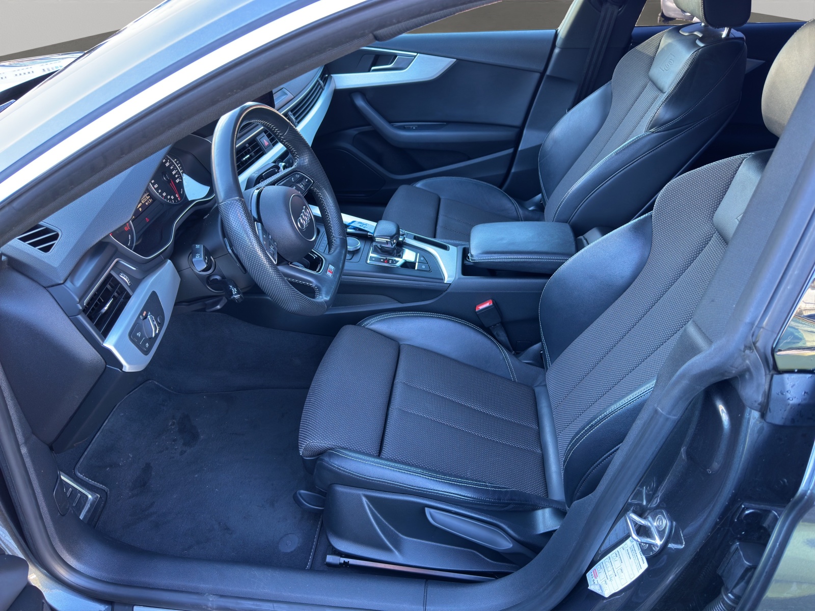 AUDI A5 Sportback 35 TDI Sport S-tronic-image-8