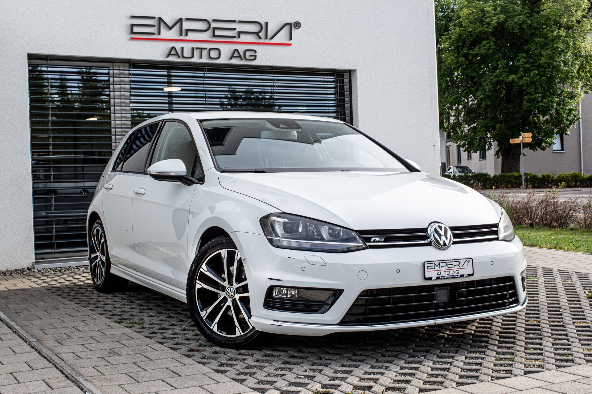 VW Golf 1.4 TSI R-Line Design DSG-image-0