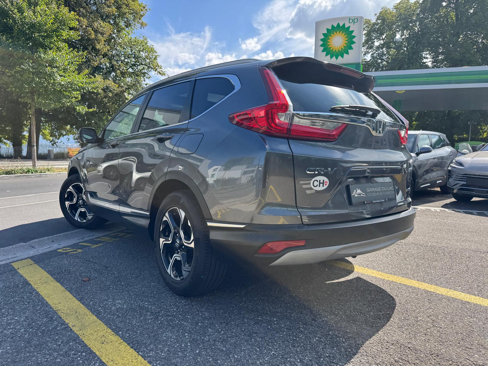 HONDA CR-V 2.0i MMD Hybrid Executive 4WD Automatic-showroom-element-2