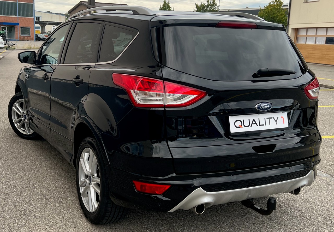 FORD Kuga 2.0 TDCi Sync Edition 4WD PowerShift-image-3