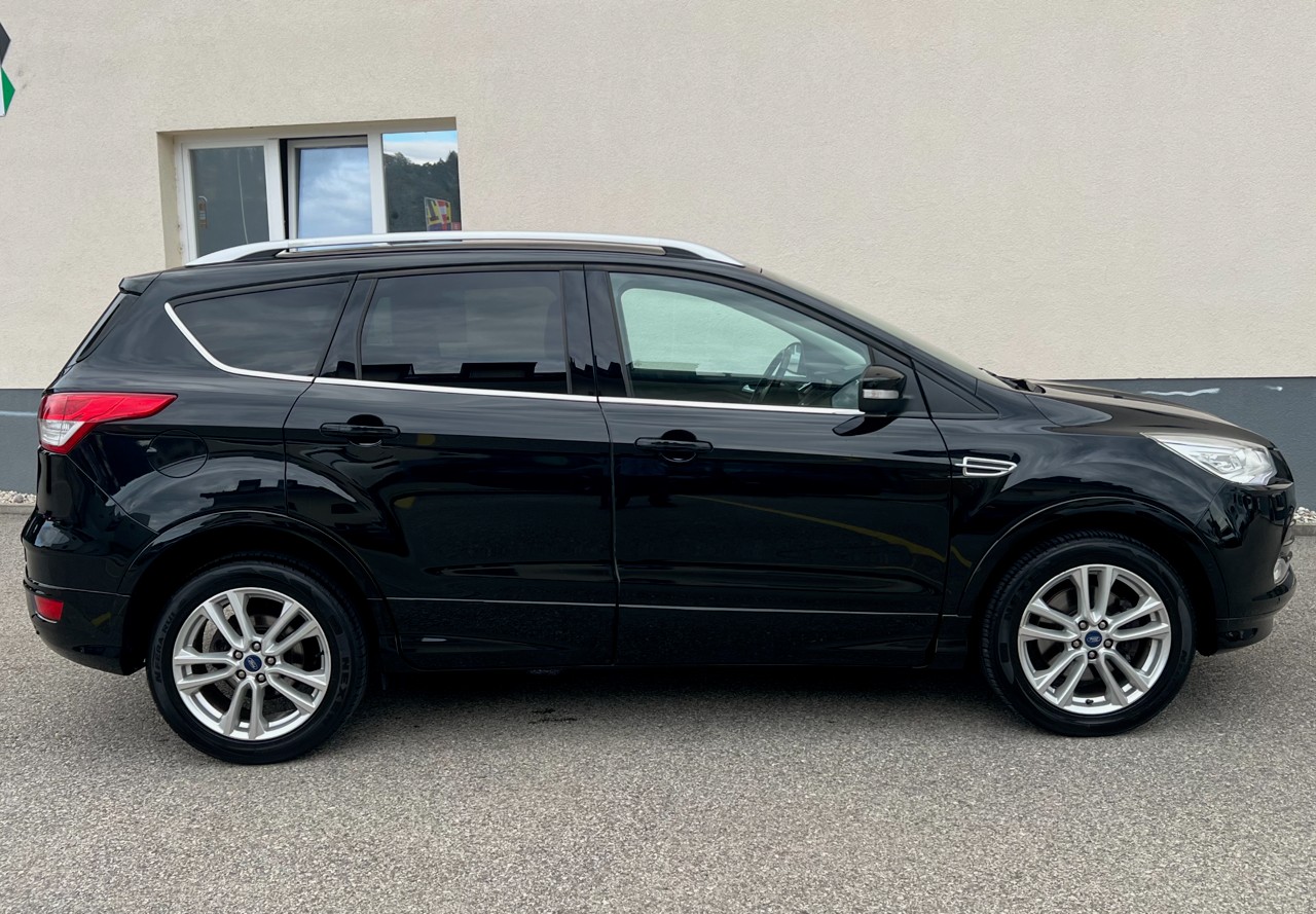 FORD Kuga 2.0 TDCi Sync Edition 4WD PowerShift-image-4
