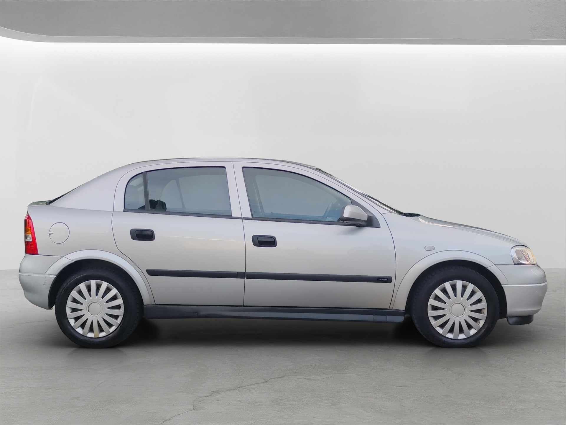 OPEL Astra 1.8i 16V Elegance-image-8