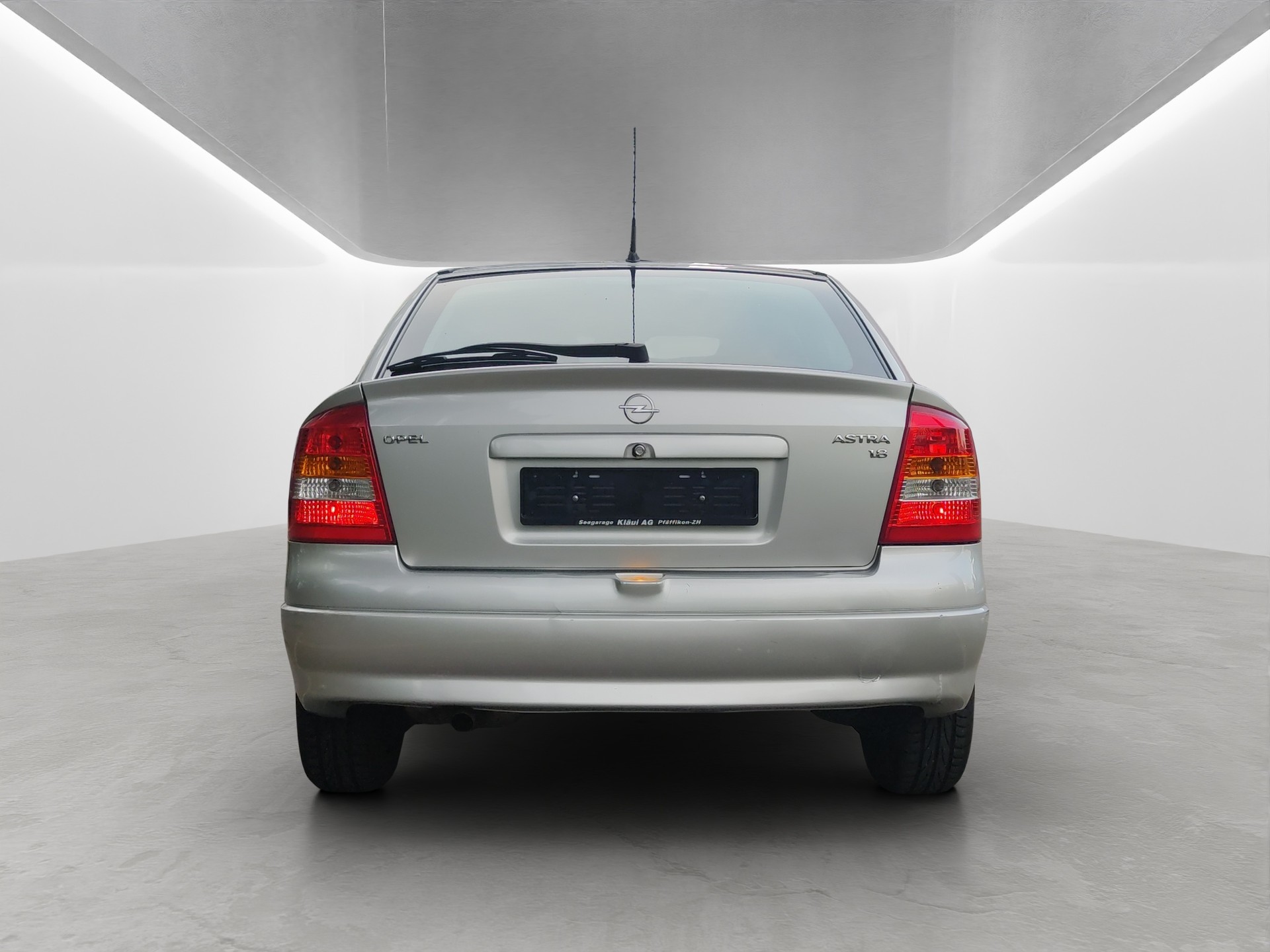 OPEL Astra 1.8i 16V Elegance-image-5