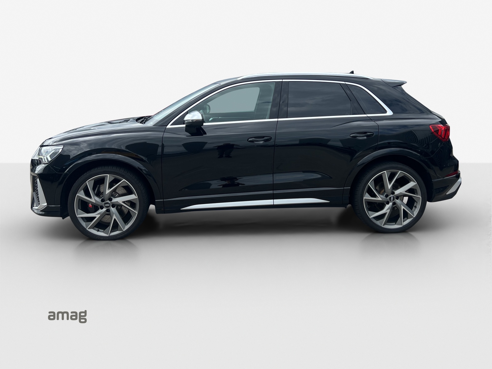 AUDI RS Q3 2.5 TFSI quattro S tronic-image-1
