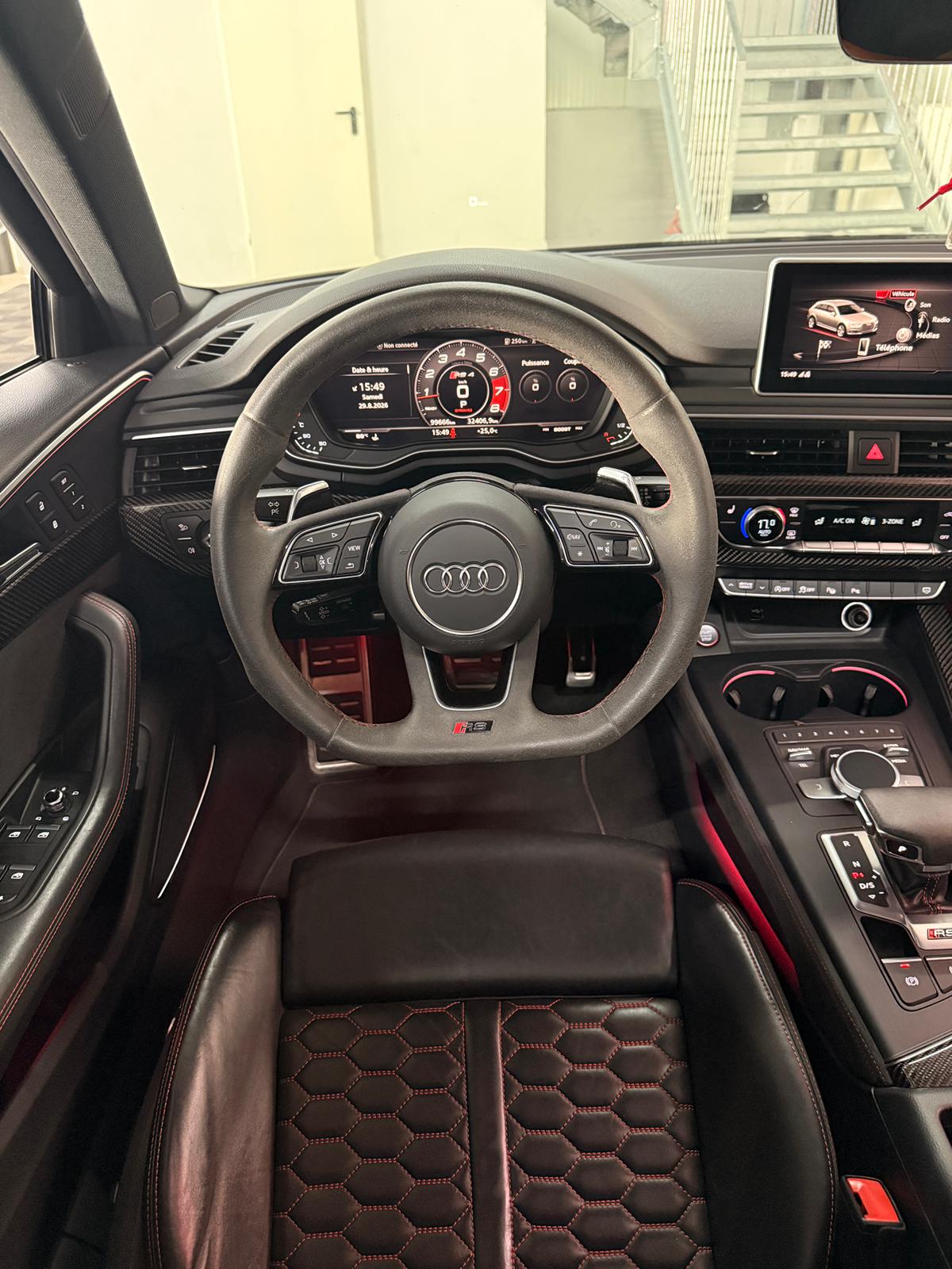 AUDI RS4 Avant 2.9 TFSI quattro tiptronic-image-12