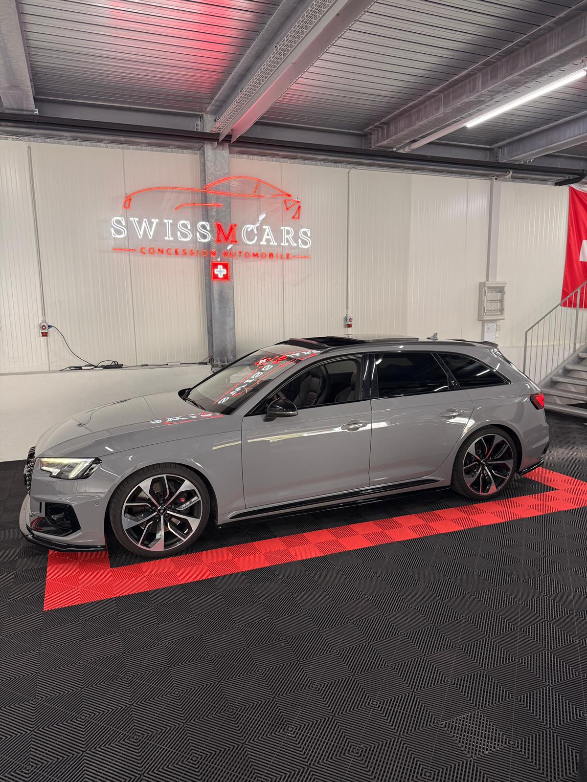 AUDI RS4 Avant 2.9 TFSI quattro tiptronic-image-4