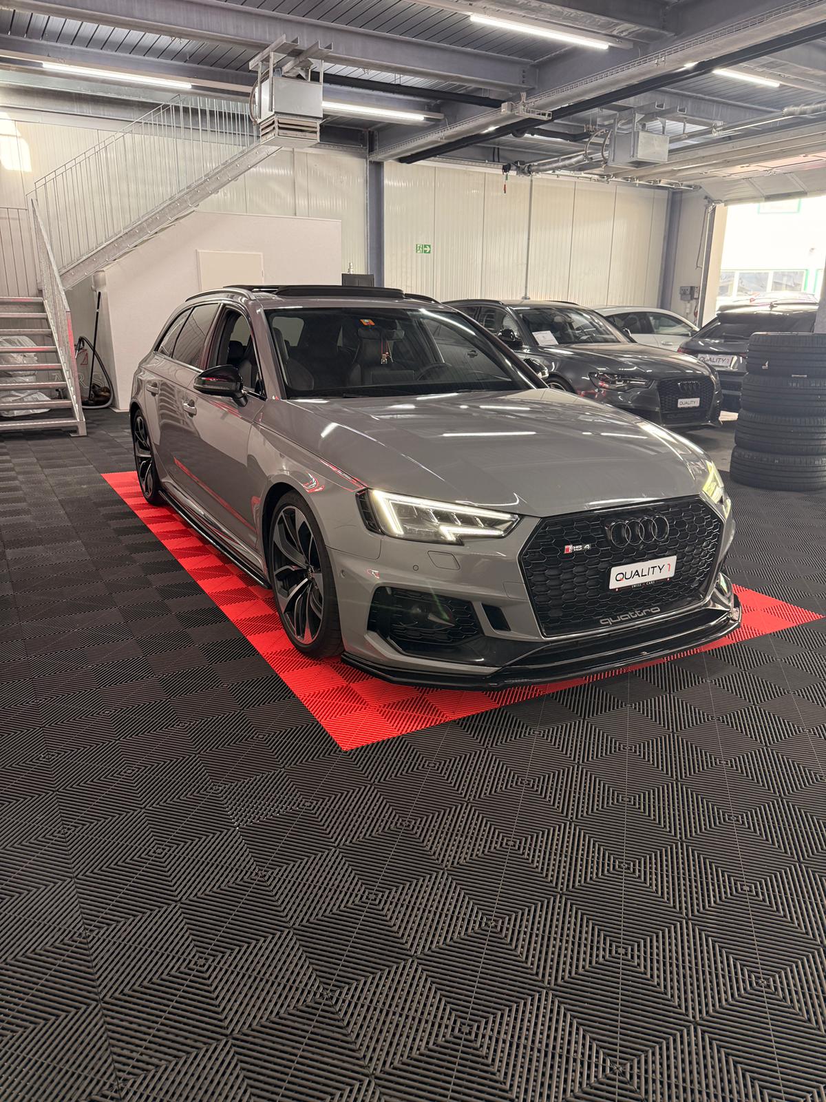 AUDI RS4 Avant 2.9 TFSI quattro tiptronic-image-3