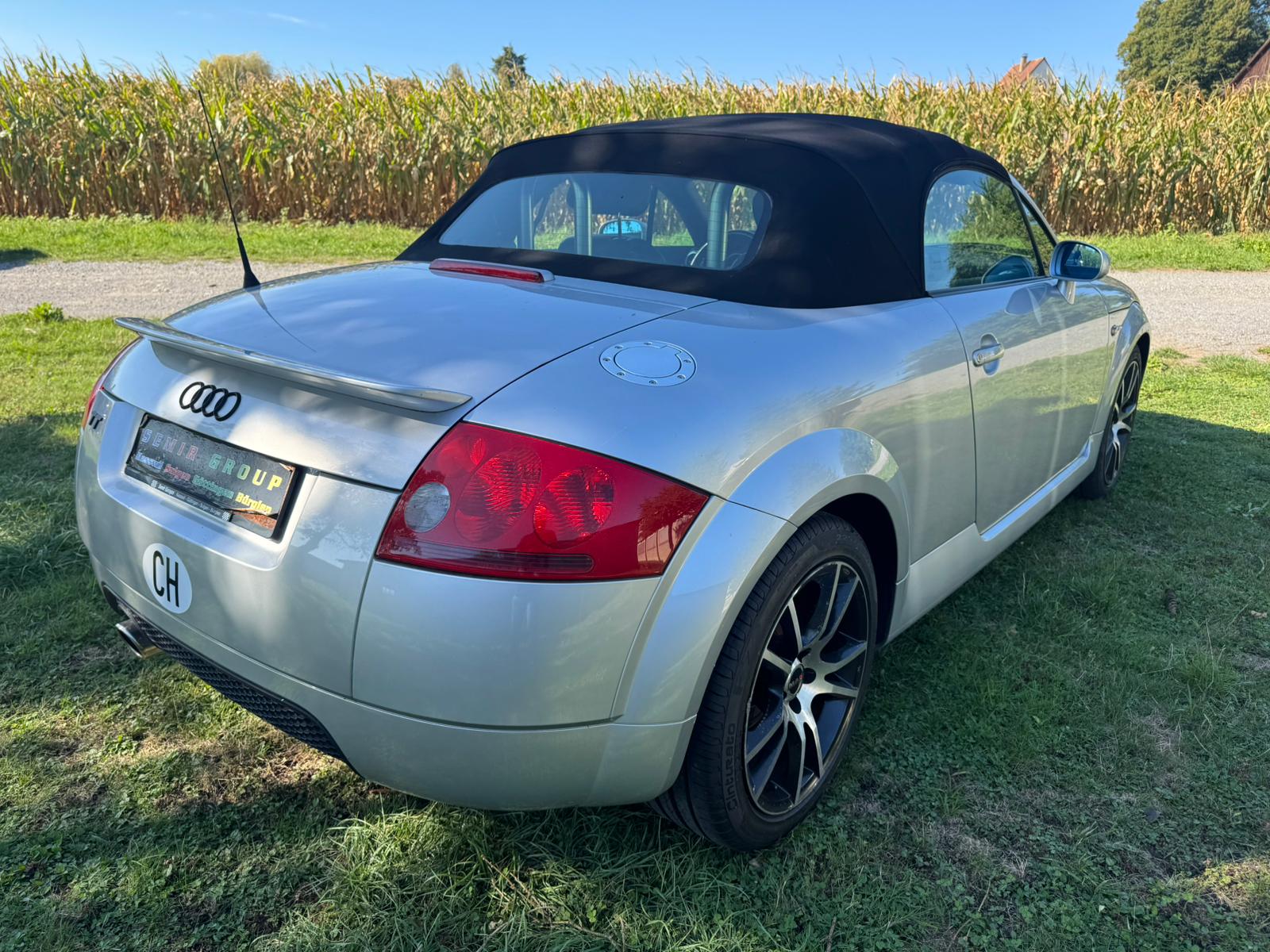 AUDI TT Roadster 1.8 T-image-12