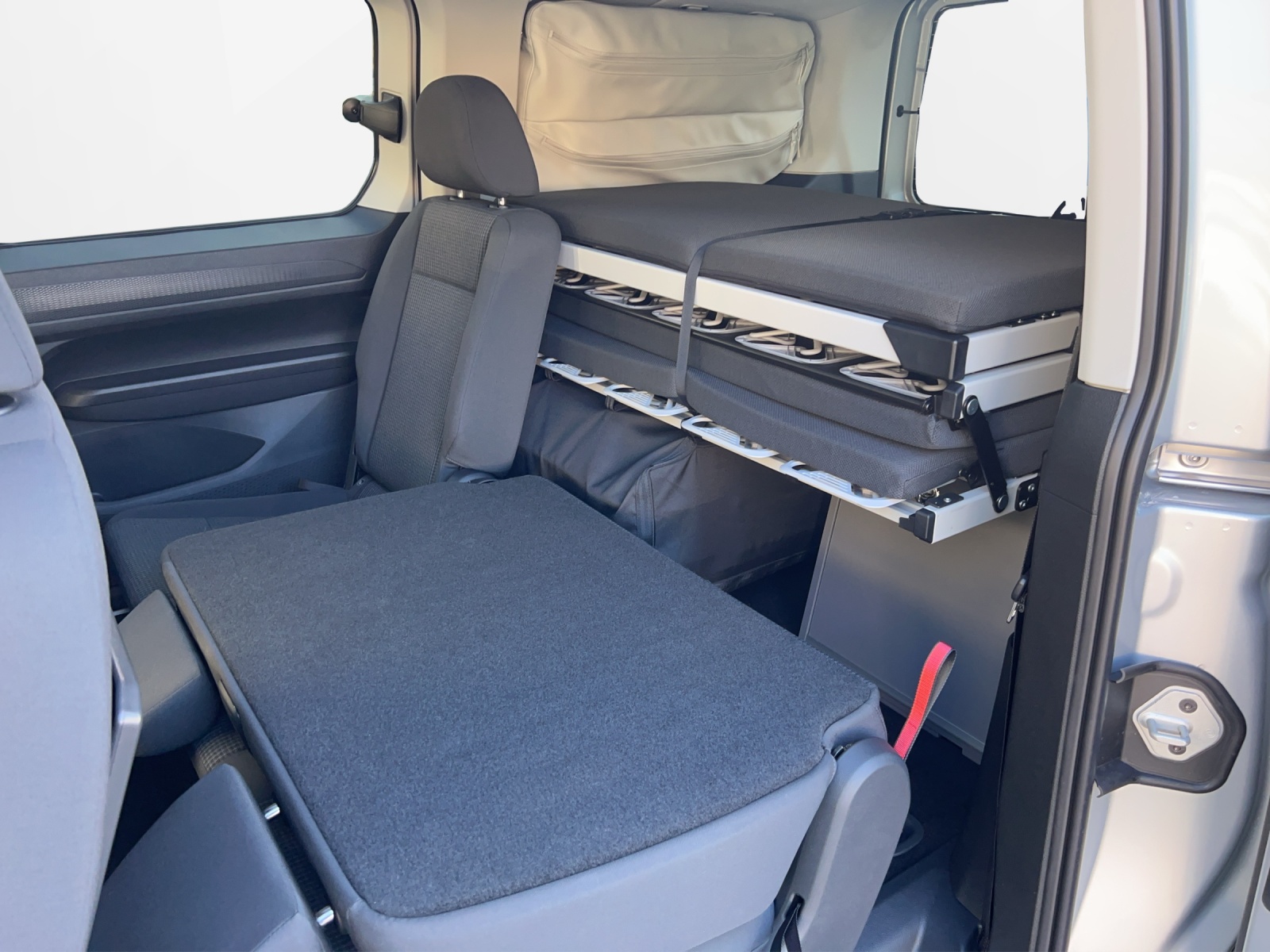 VW Caddy Maxi 1.5 TSI California Spirit DSG-image-10