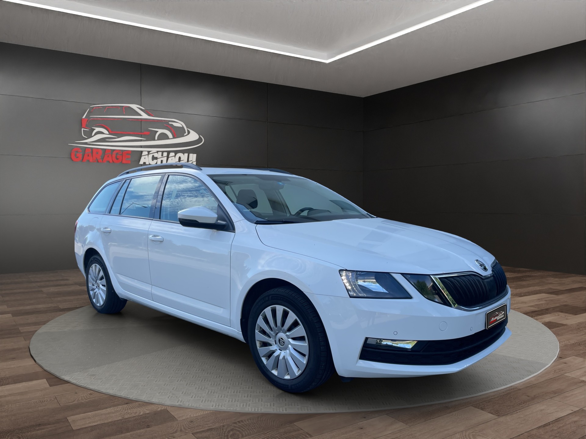 SKODA Octavia Combi 2.0 TDI Ambition DSG-image-7