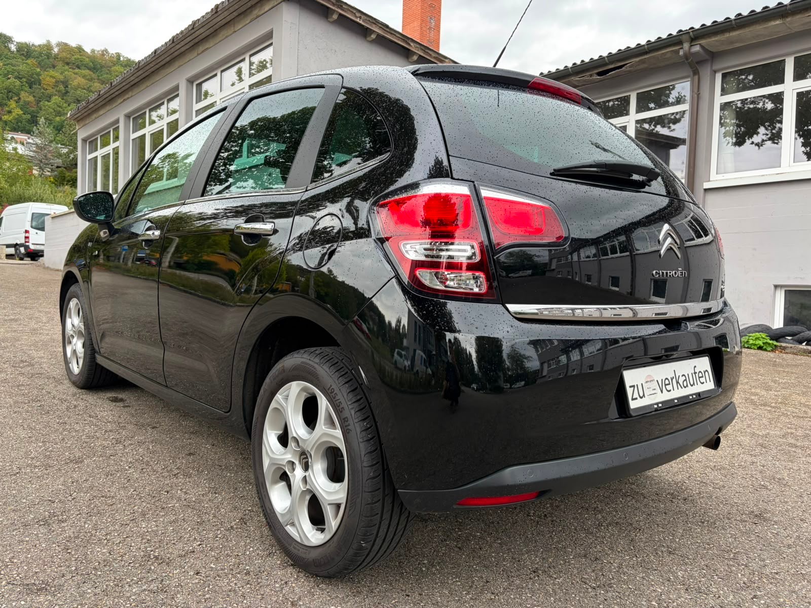 CITROEN C3 1.2i Exclusive-image-5