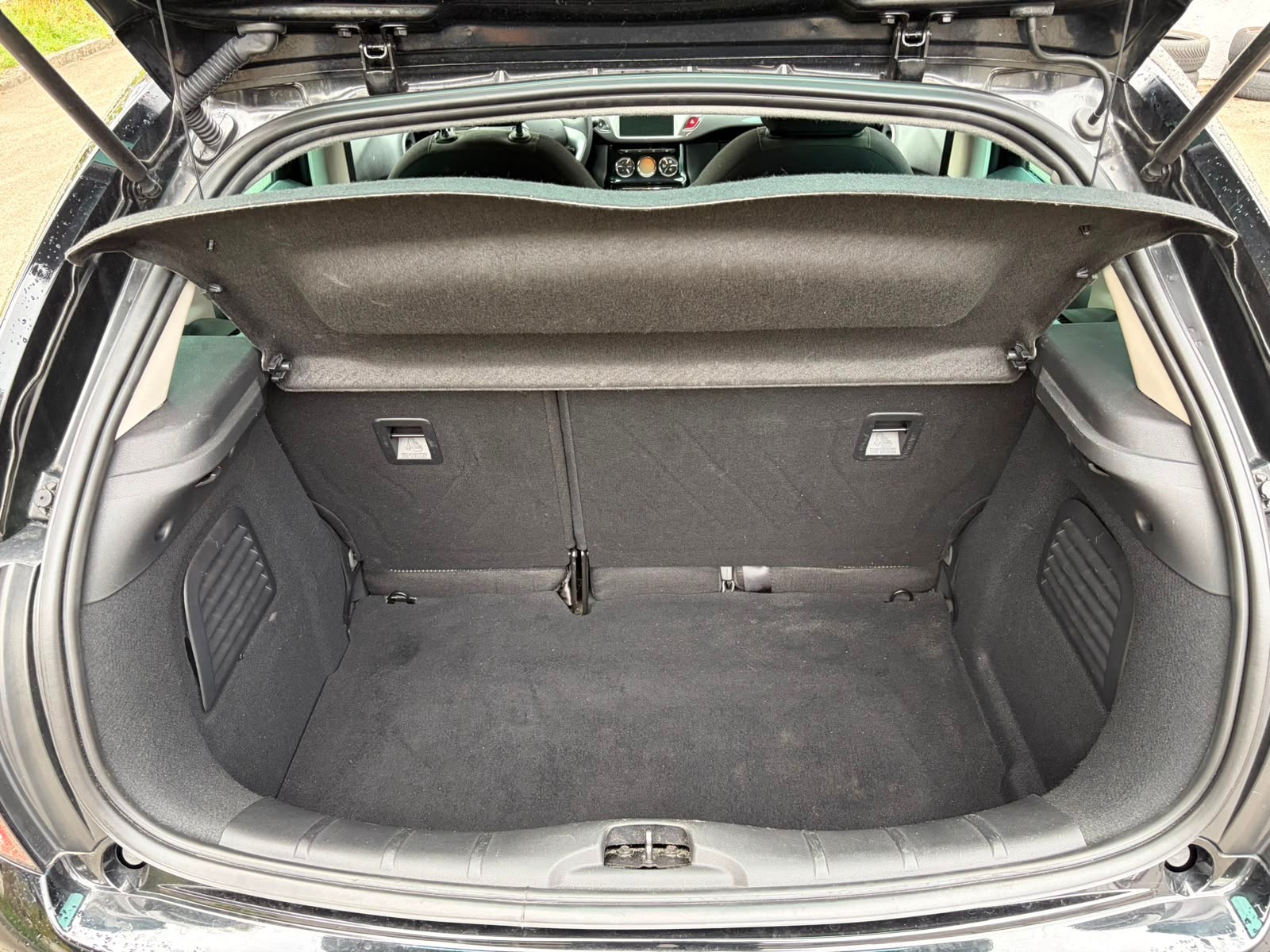 CITROEN C3 1.2i Exclusive-image-11