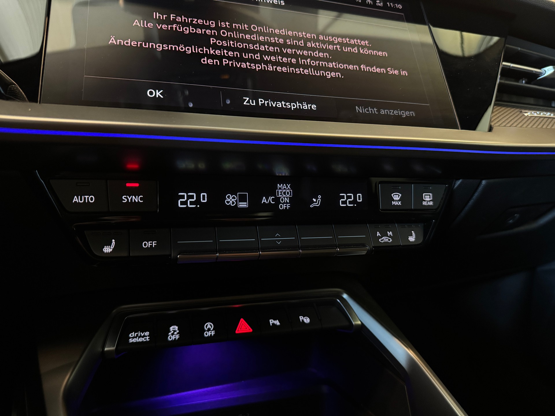 AUDI S3 Limousine 2.0 TFSI quattro S-Tronic-image-14