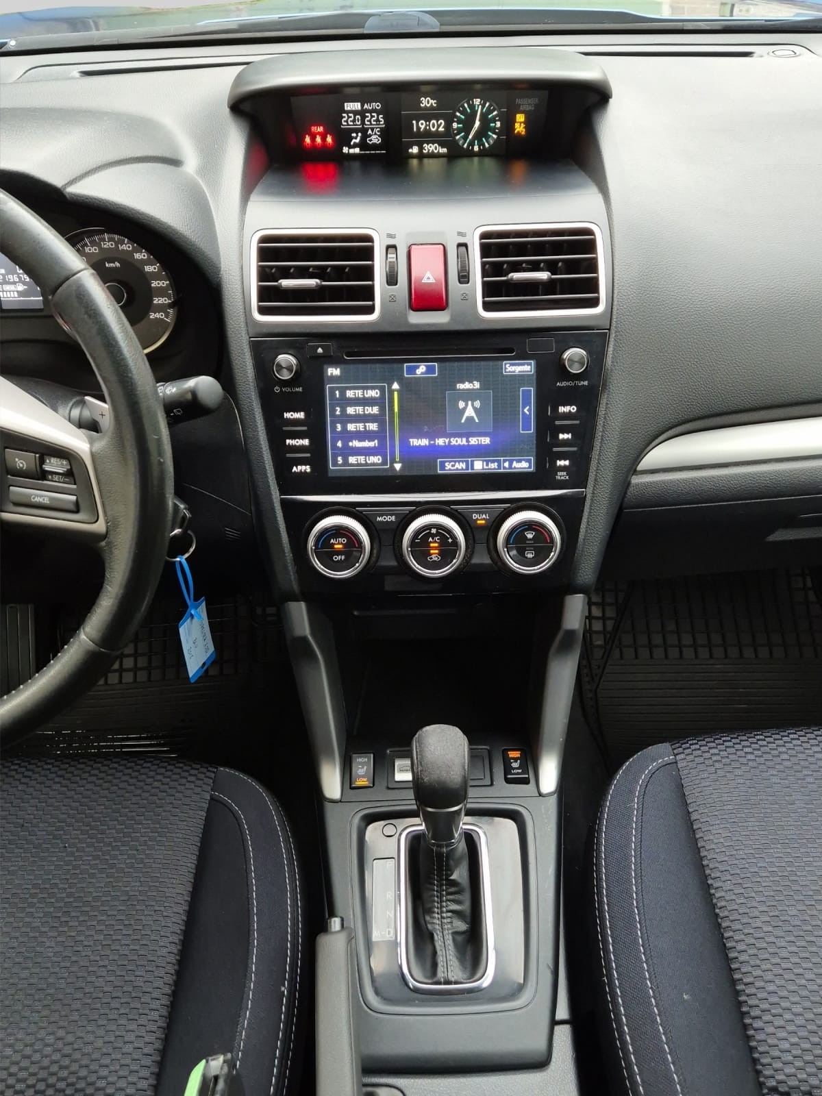 SUBARU Forester 2.0D Luxury Lineatronic-image-10