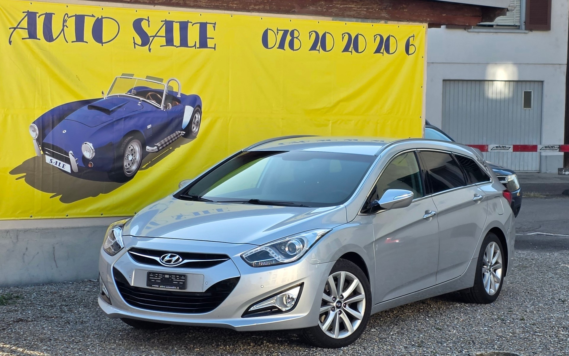 HYUNDAI i40 Wagon 1.7 CRDI Style-image-0