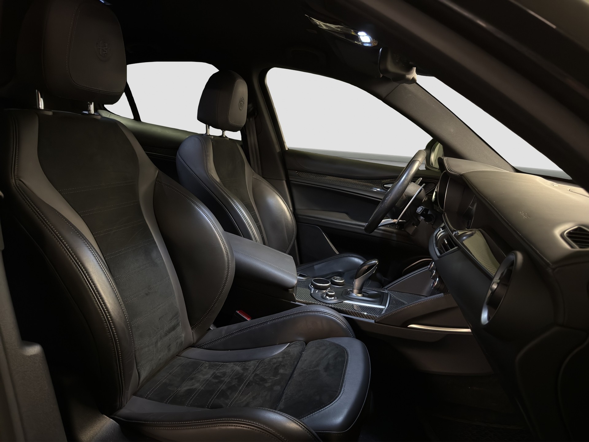 ALFA ROMEO Stelvio 2.9 V6 Biturbo Q4 Quadrifoglio-image-9