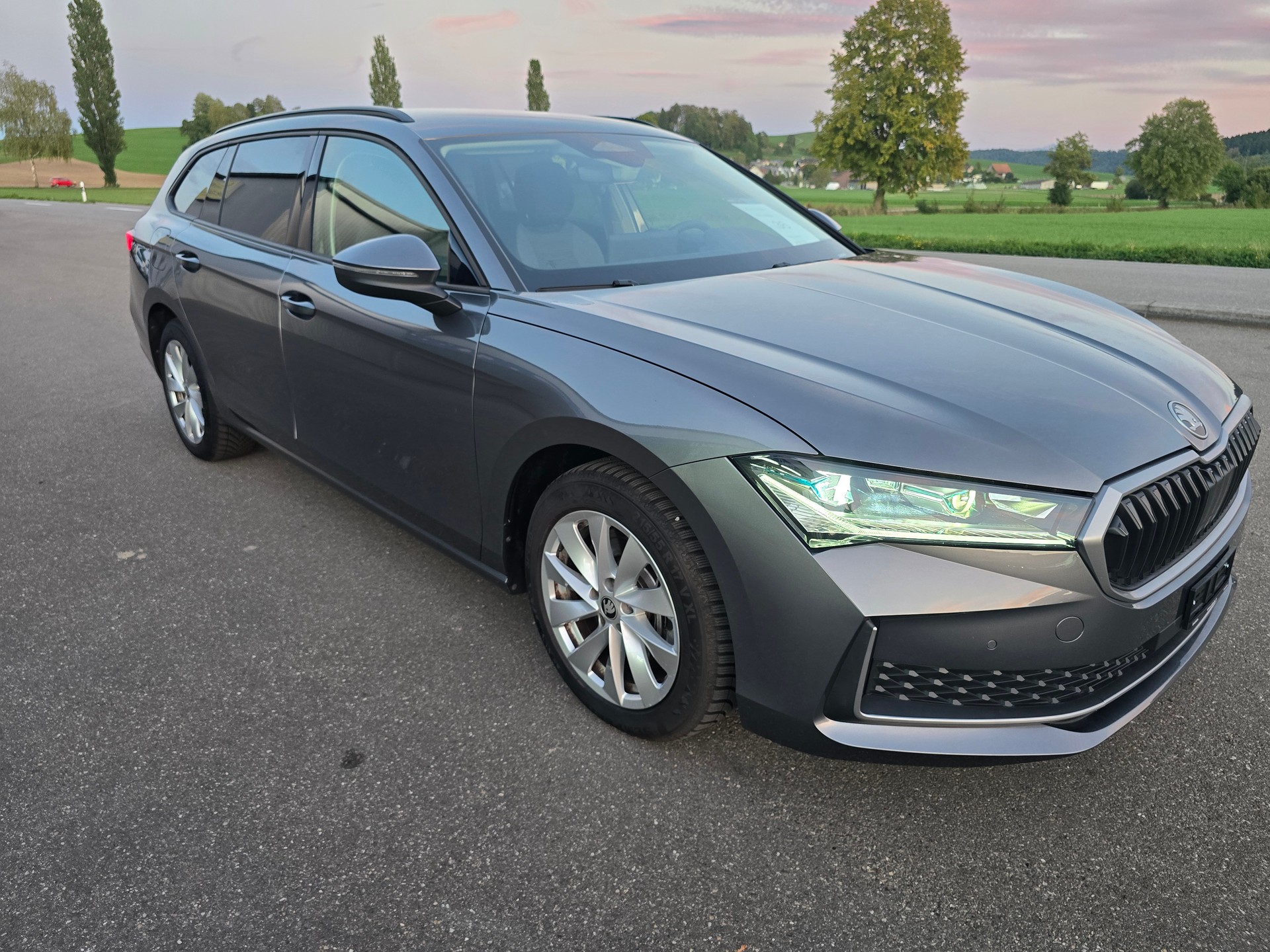 SKODA Superb Combi 2.0 TDi Selection 4x4 DSG-image-6