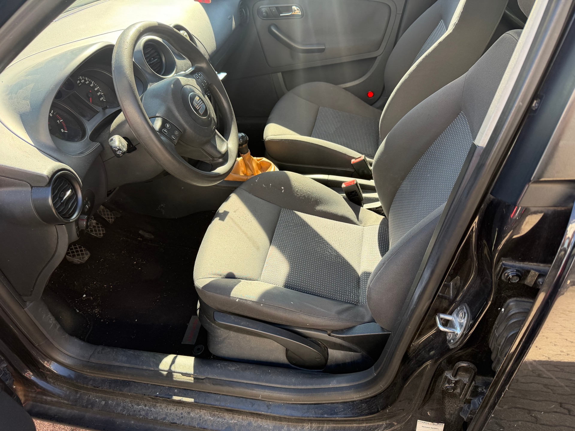 SEAT Ibiza 1.4 16V Edition Joya-image-4