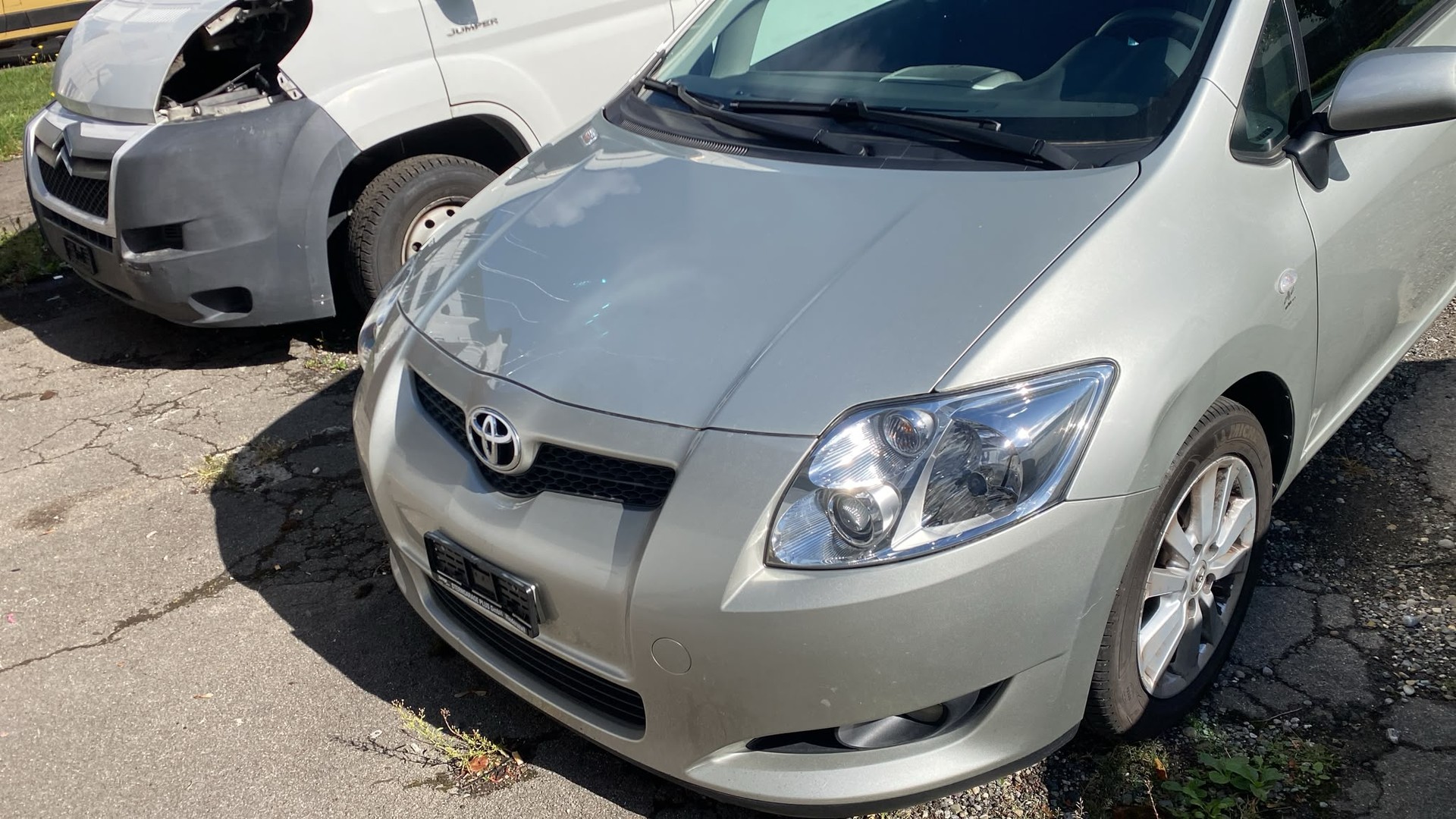 TOYOTA Auris 2.0 D-4D Linea Sol-image-2