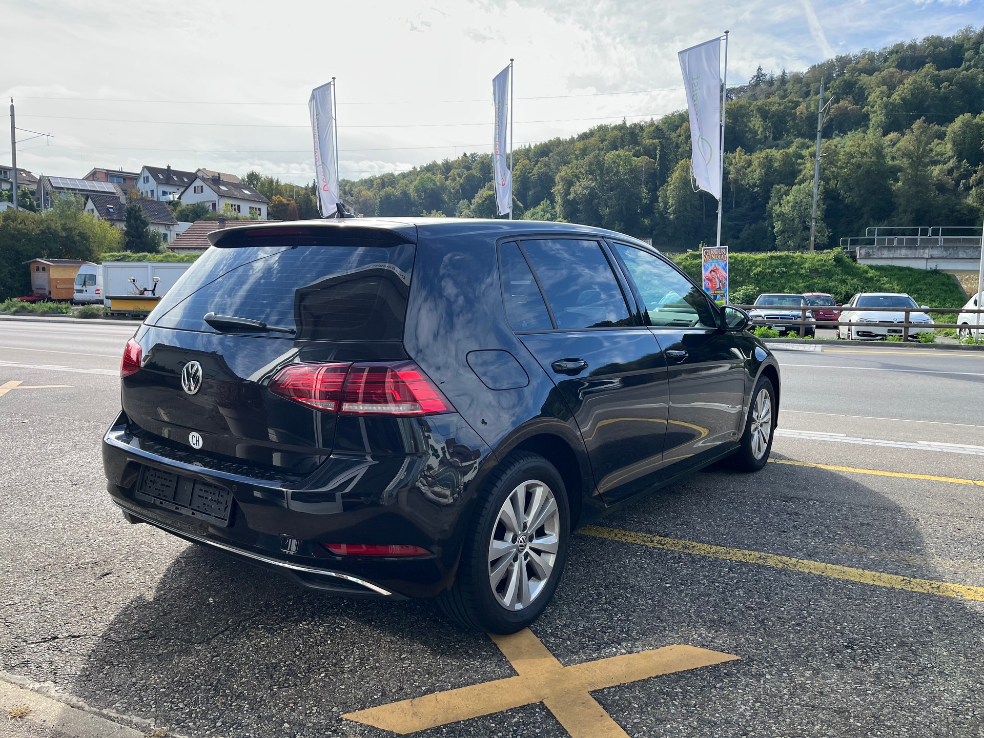 VW Golf 1.5 TSI EVO Comfortline DSG-image-2