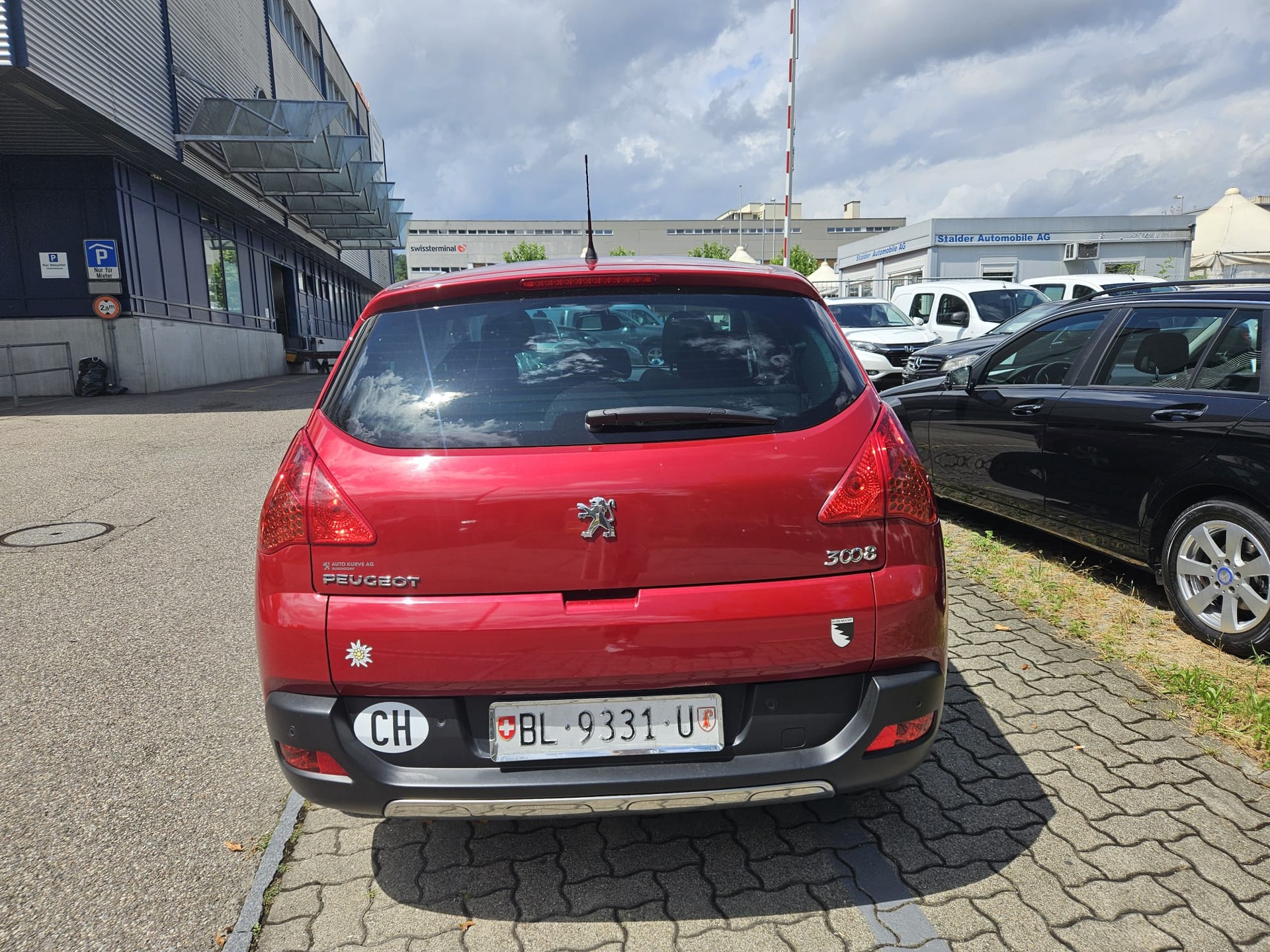 PEUGEOT 1.6 VTi 156 Platinum-image-2