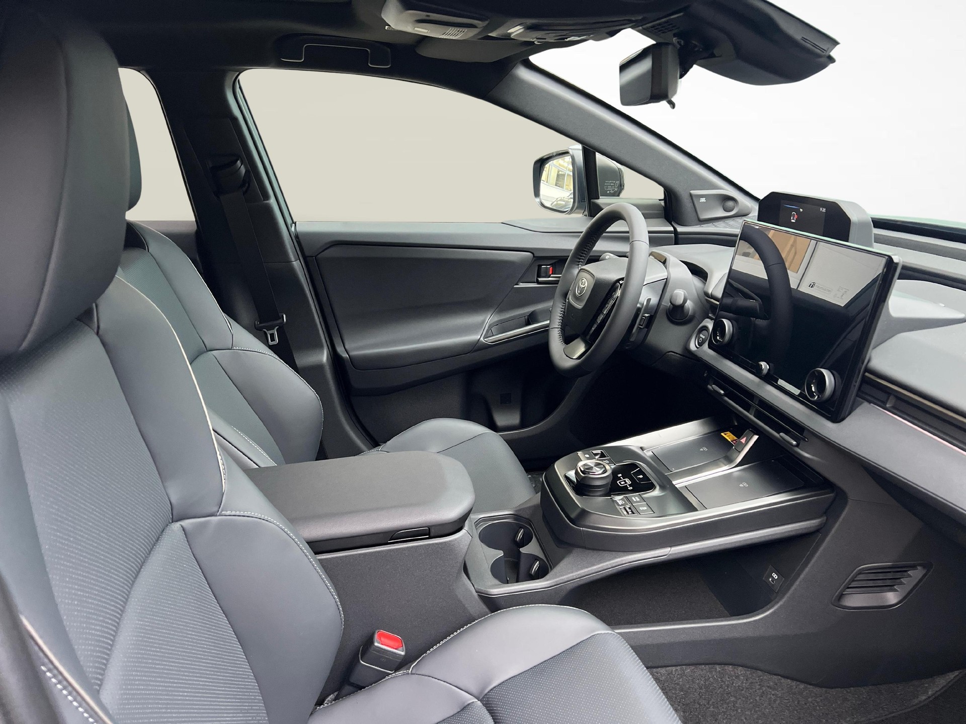TOYOTA bZ4X Premium AWD-image-10