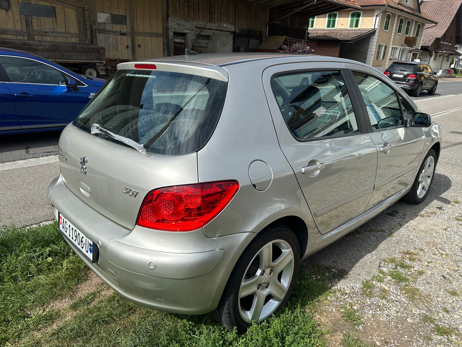 PEUGEOT 307 2.0 16V XSi-image-4
