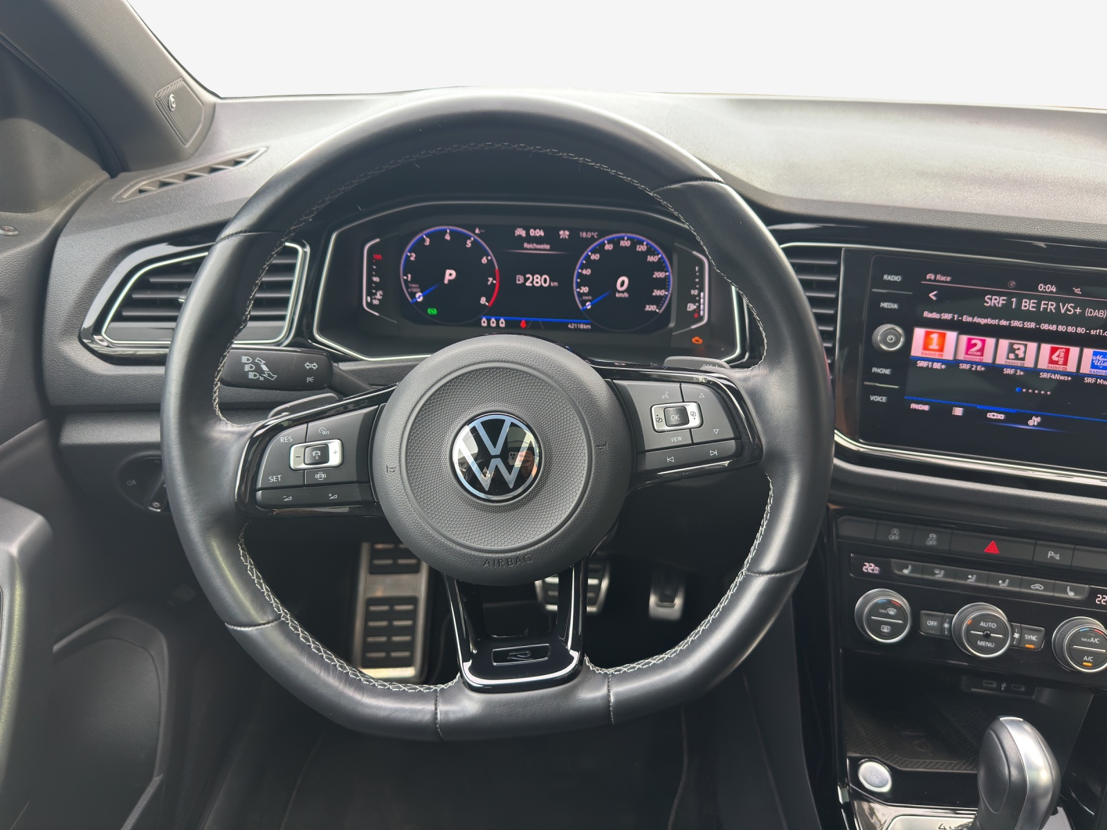 VW T-Roc 2.0 TSI R DSG 4Motion-image-9