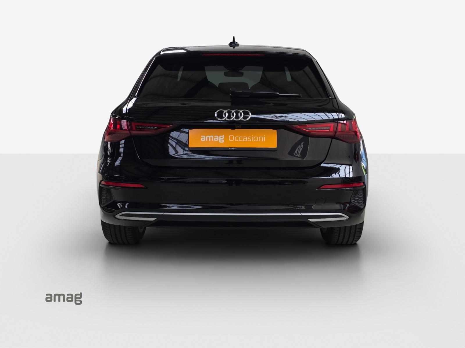 AUDI A3 Sportback 35 TFSI S line Attraction S-tronic-image-3