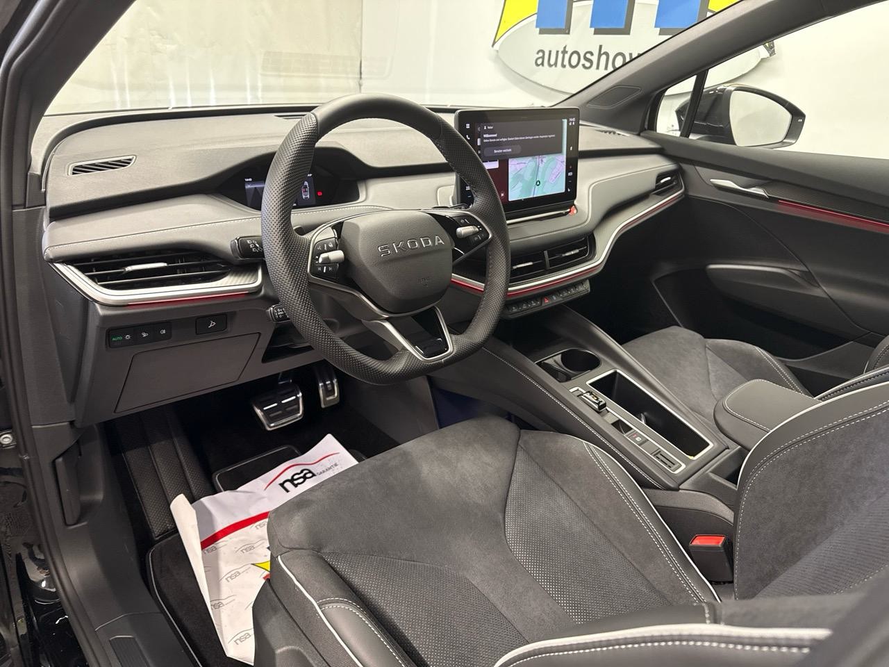 SKODA Elroq 85 Sportline-showroom-element-2