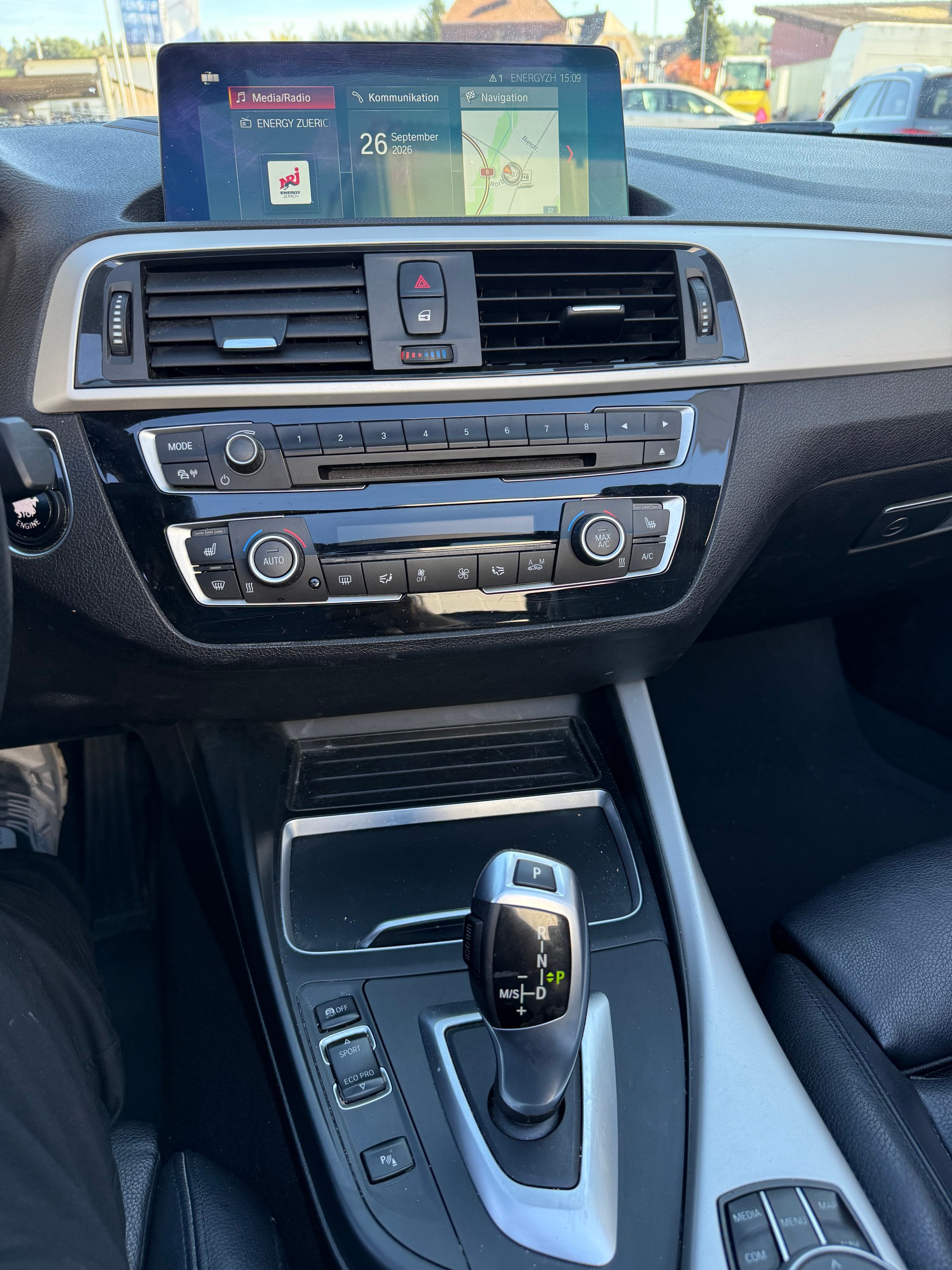 BMW 220i Steptronic-image-8