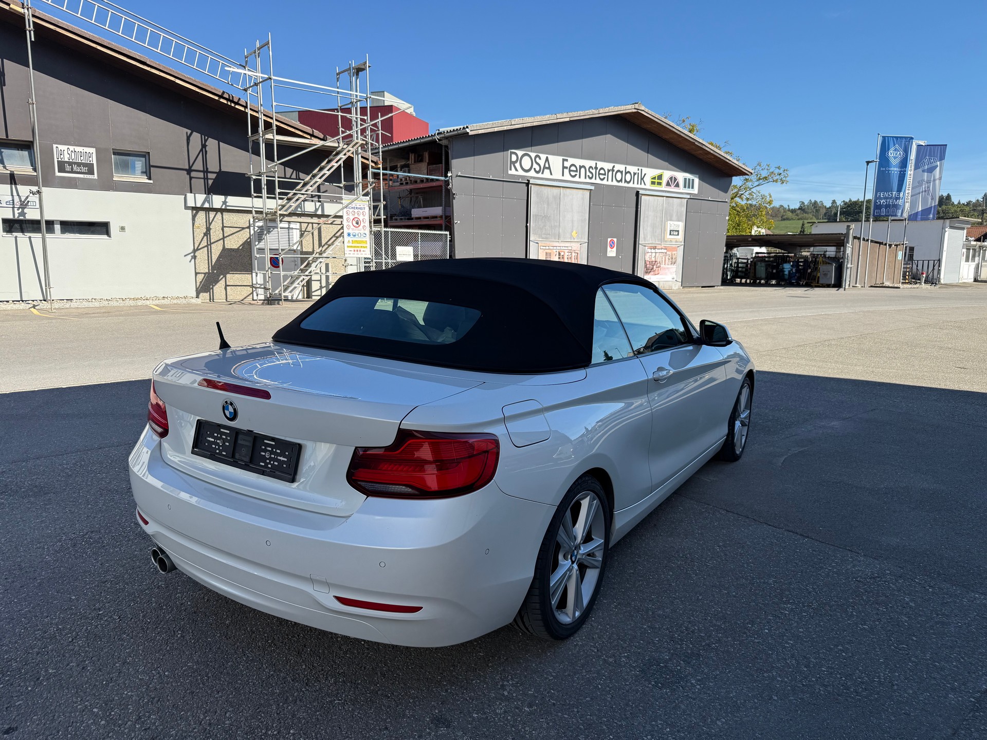 BMW 220i Steptronic-image-12