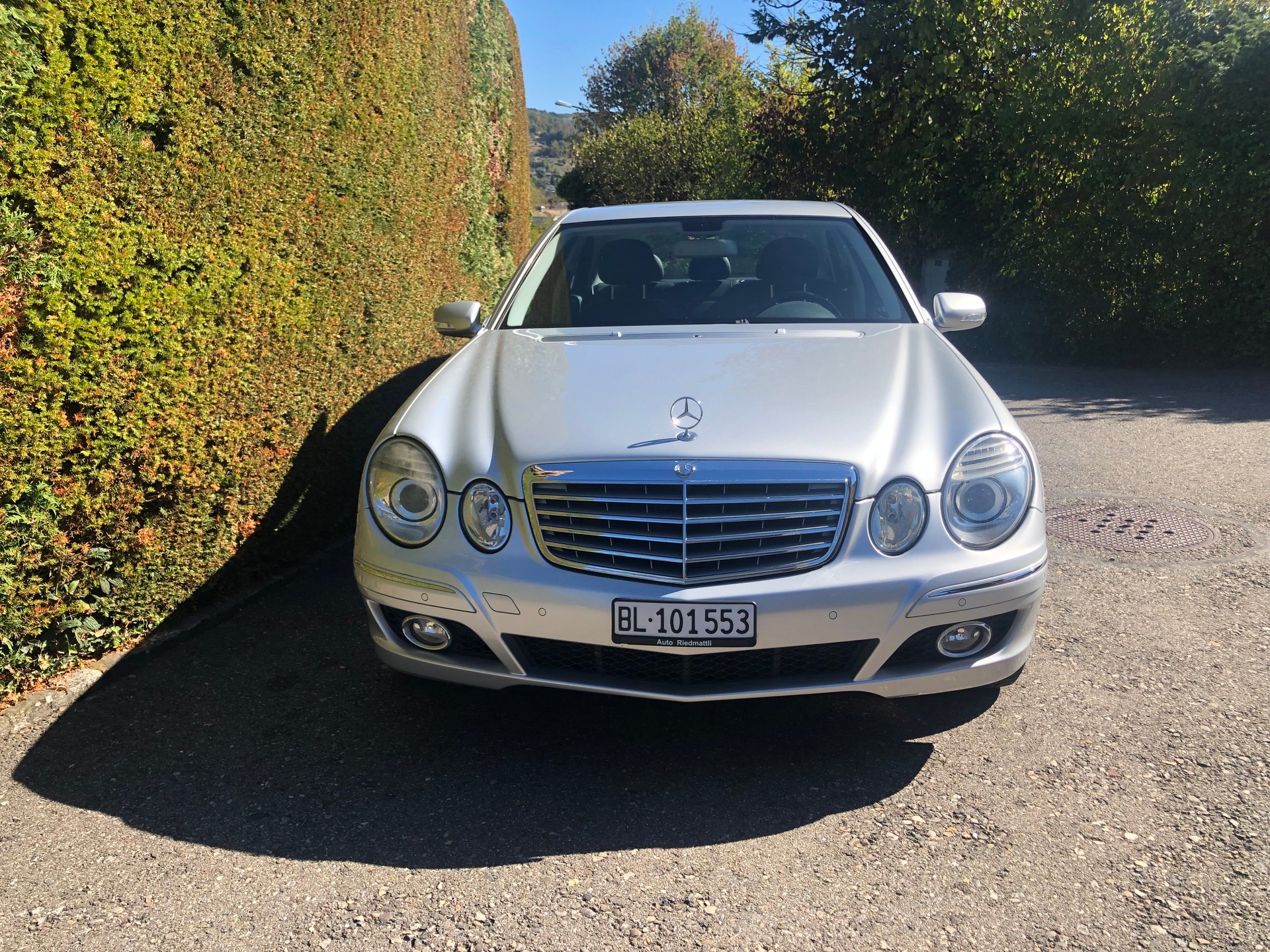 MERCEDES-BENZ E 200 Kompressor-image-1