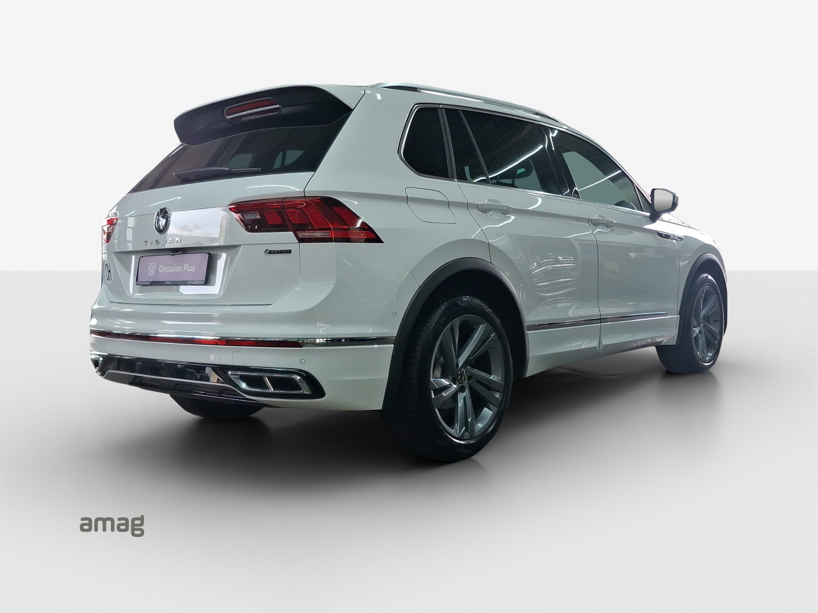 VW Tiguan 2.0TSI R-Line 4Motion DSG-image-4