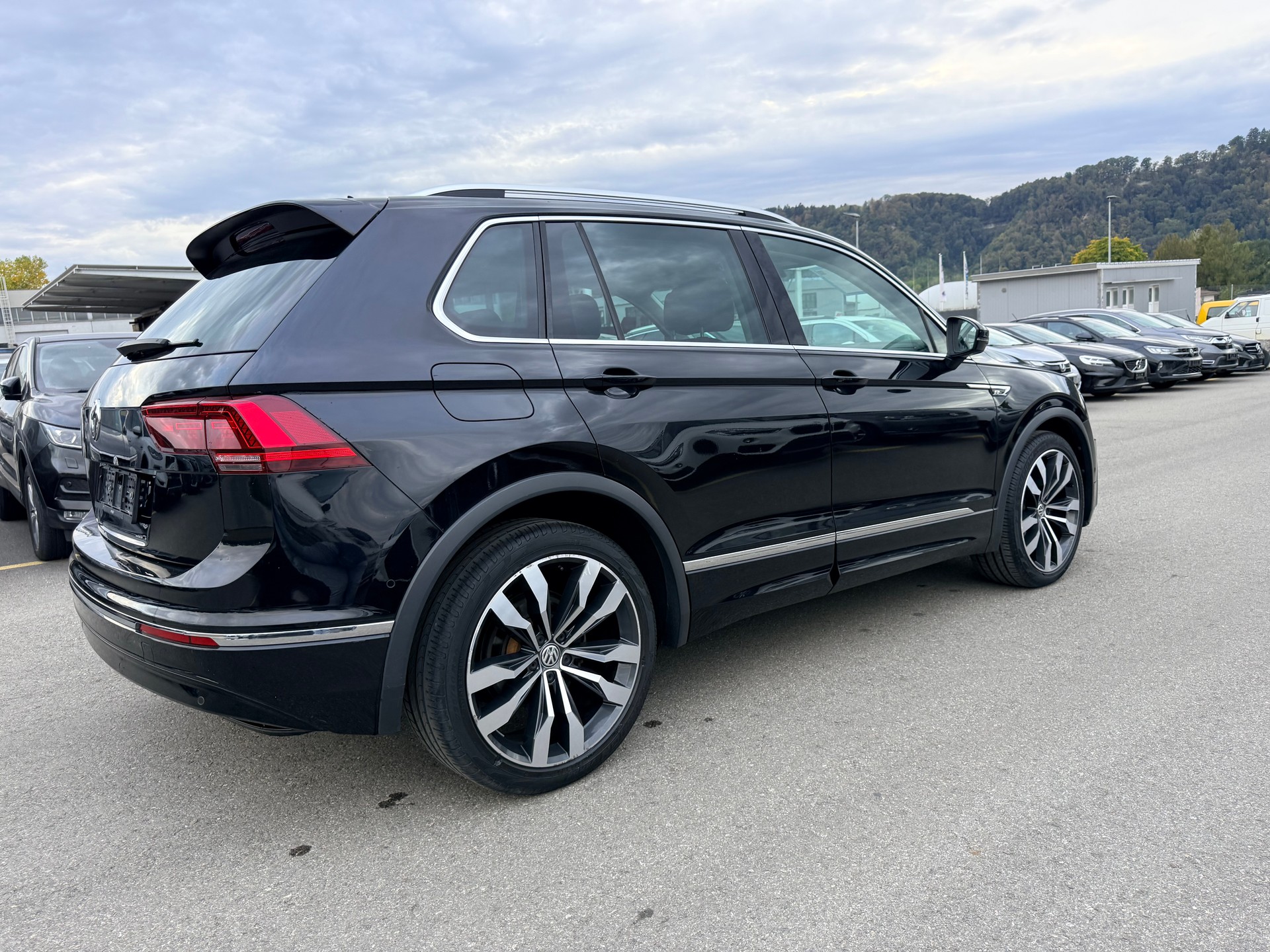VW Tiguan 1.4TSI ACT Sound 4Motion DSG-image-5